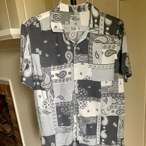 Men’s Hollister shirt sleeve button down